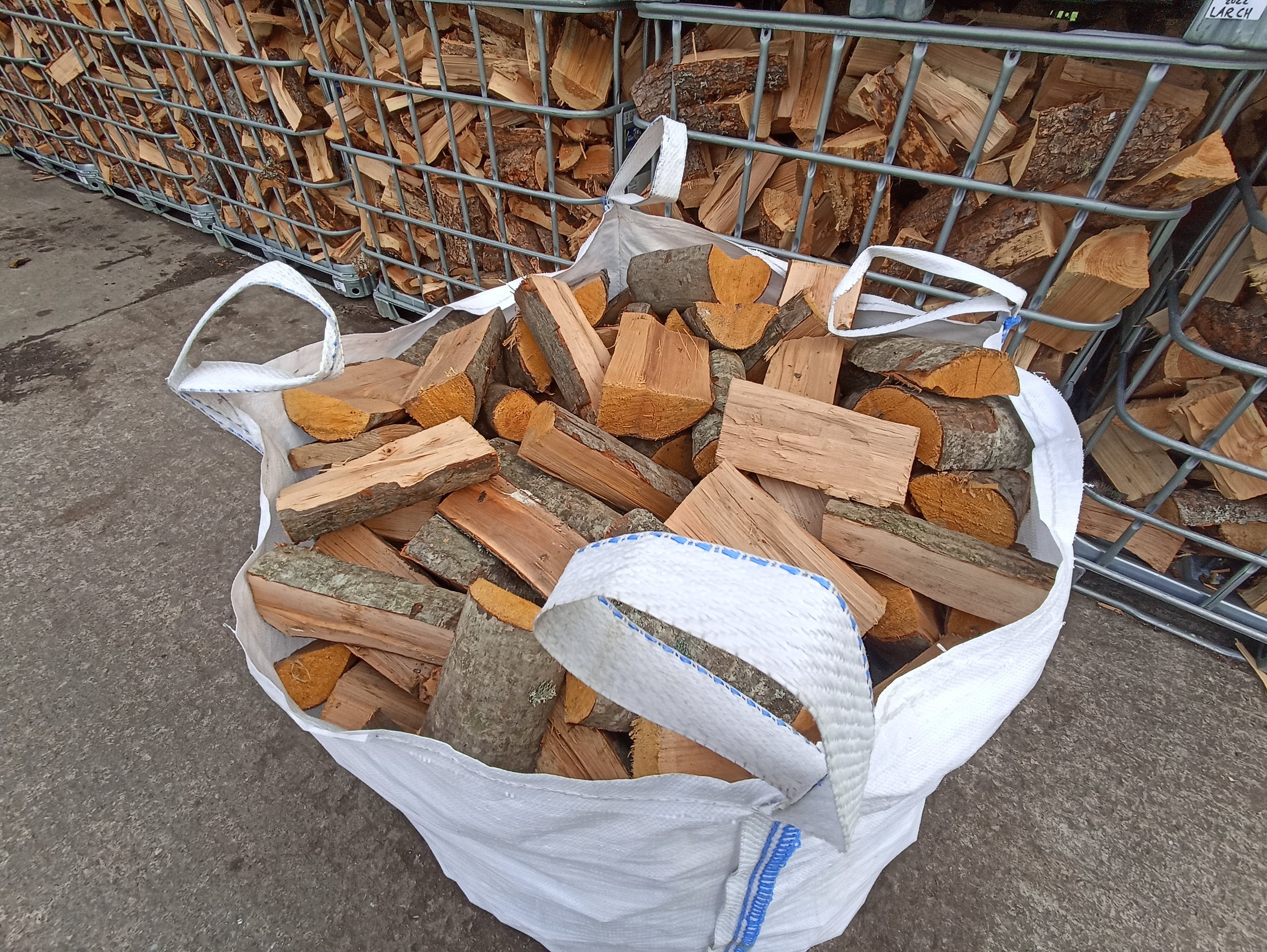 Bulk hardwood logs clearance